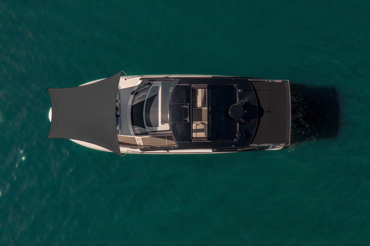 Sea Ray Sundancer 370 — foto 63 van 64