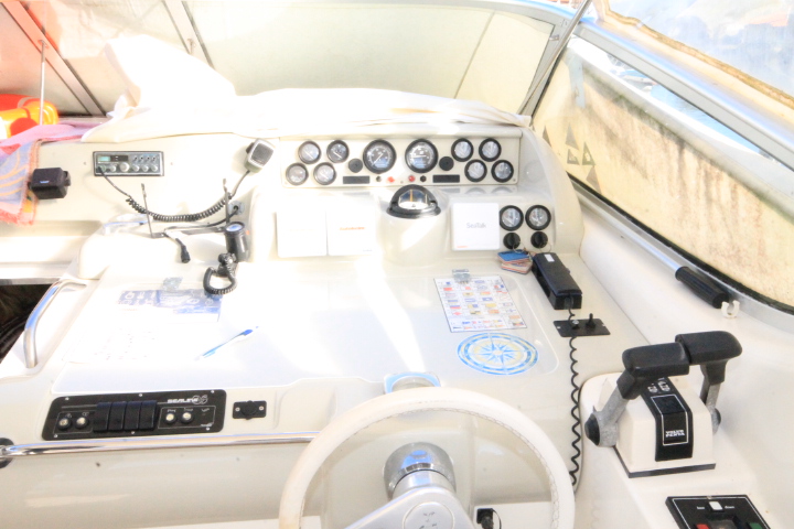 Sealine 360 Ambassador - BluYachting — foto 11 van 12