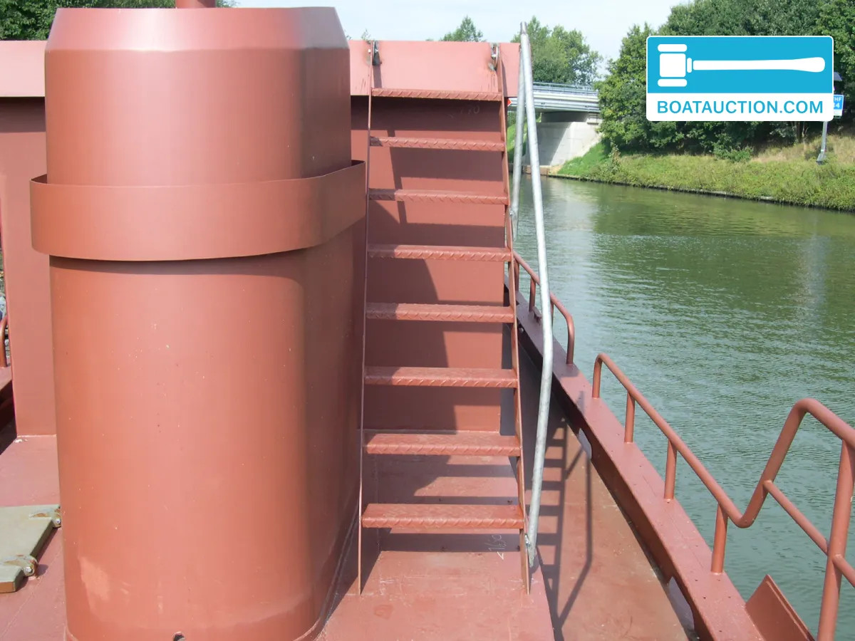Sleepboot 1500 nu in de online veiling. — foto 12 van 23
