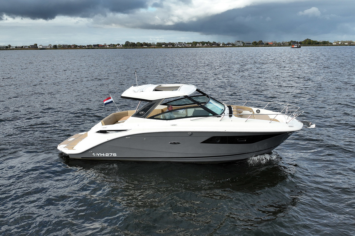 Sea Ray Sundancer 320 — foto 6 van 80