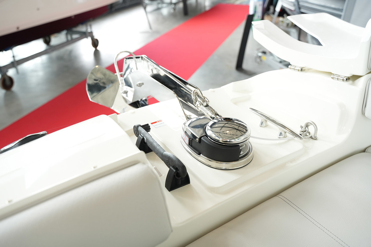 Sea Ray SDX 250 — foto 16 van 82