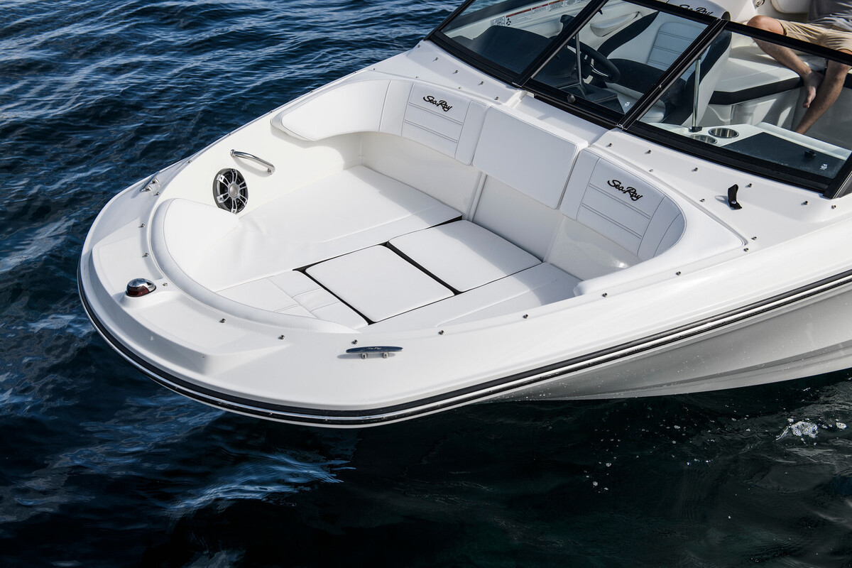 Sea Ray SPX 210 Outboard — foto 9 van 19