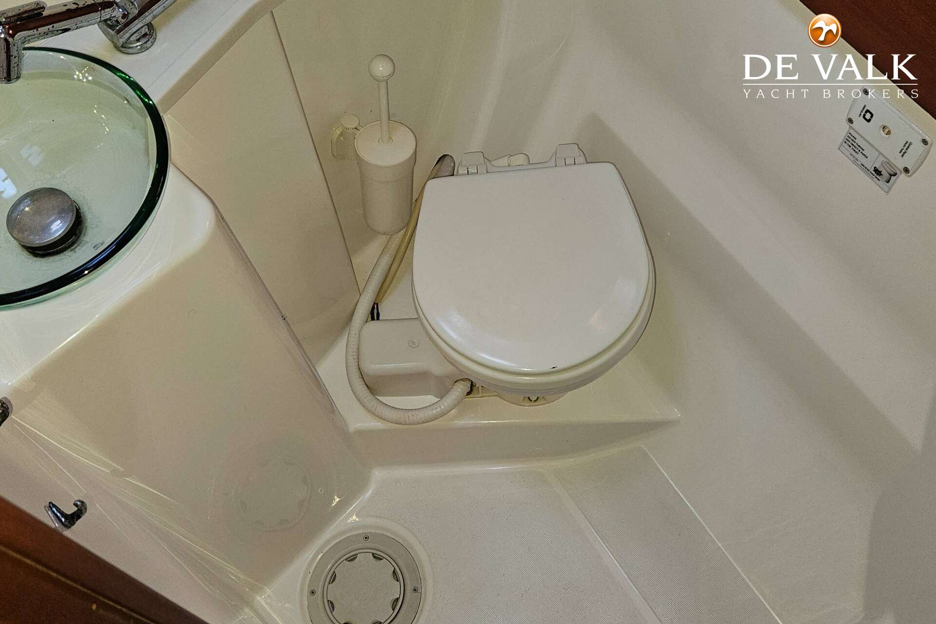 Dufour 460 Grand Large — foto 33 van 39