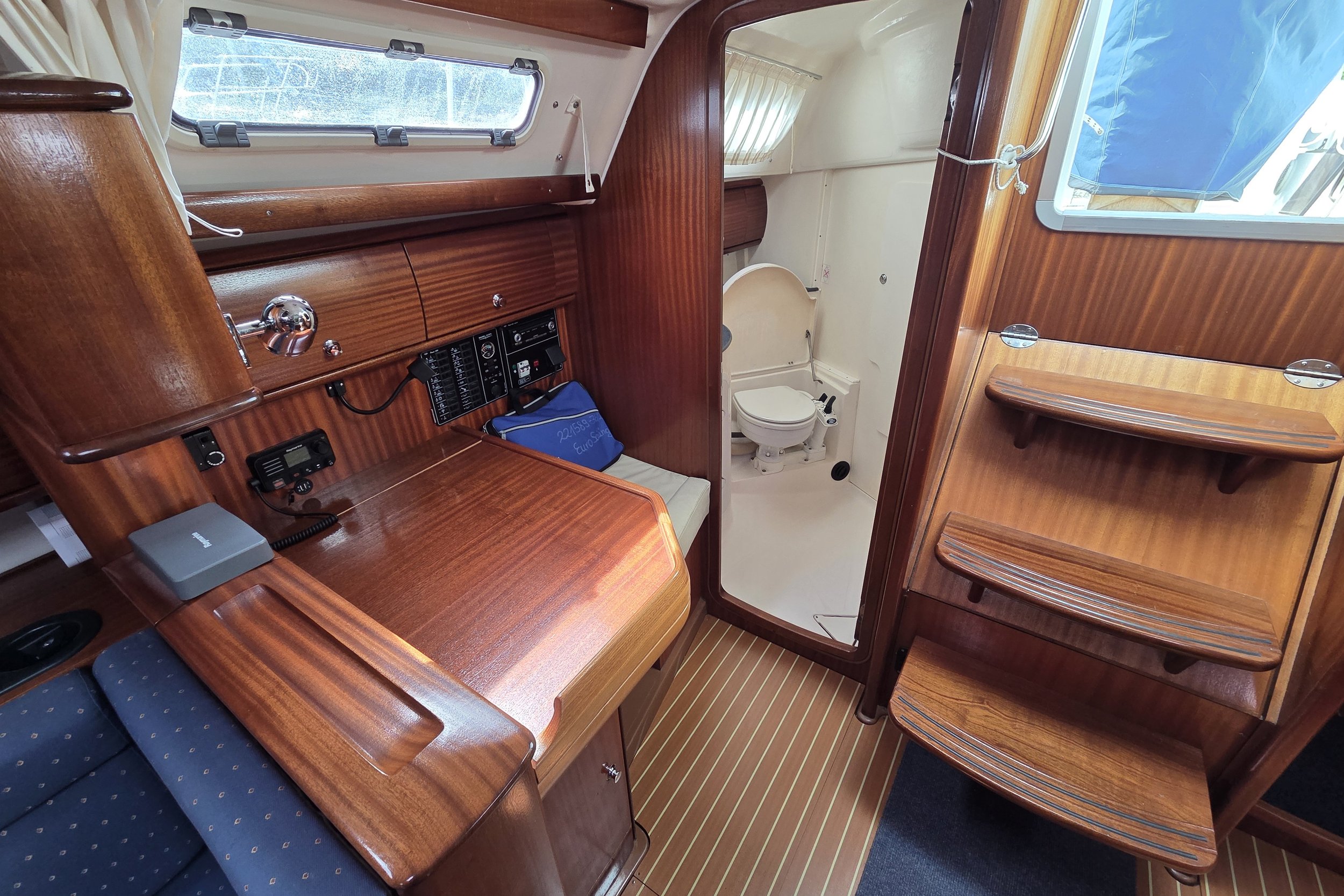 motor + pk's : Volvo Penta 30 pk Bavaria Cruiser 36 — foto 9 van 11