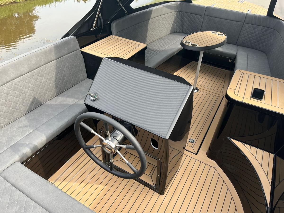 Maxima 740 Tender — foto 6 van 19