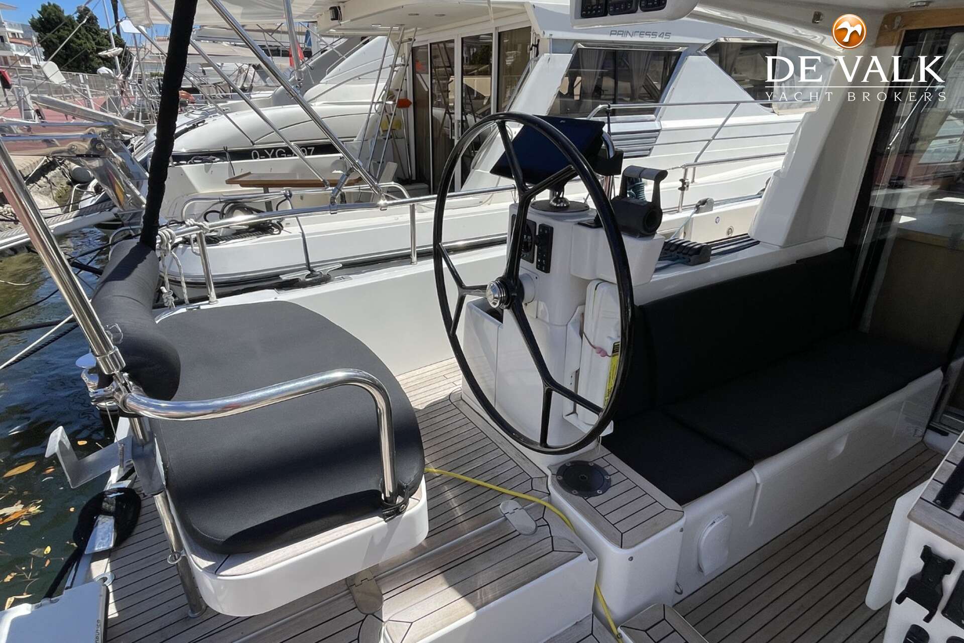 Moody 45 DS — foto 6 van 38