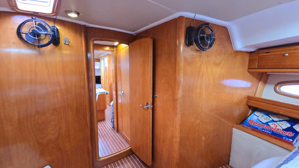 Bavaria 46 Cruiser — foto 34 van 39
