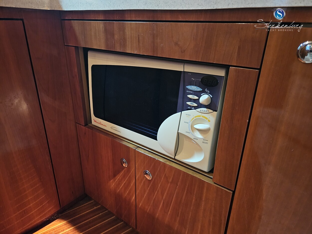 Azimut 42 — foto 31 van 56
