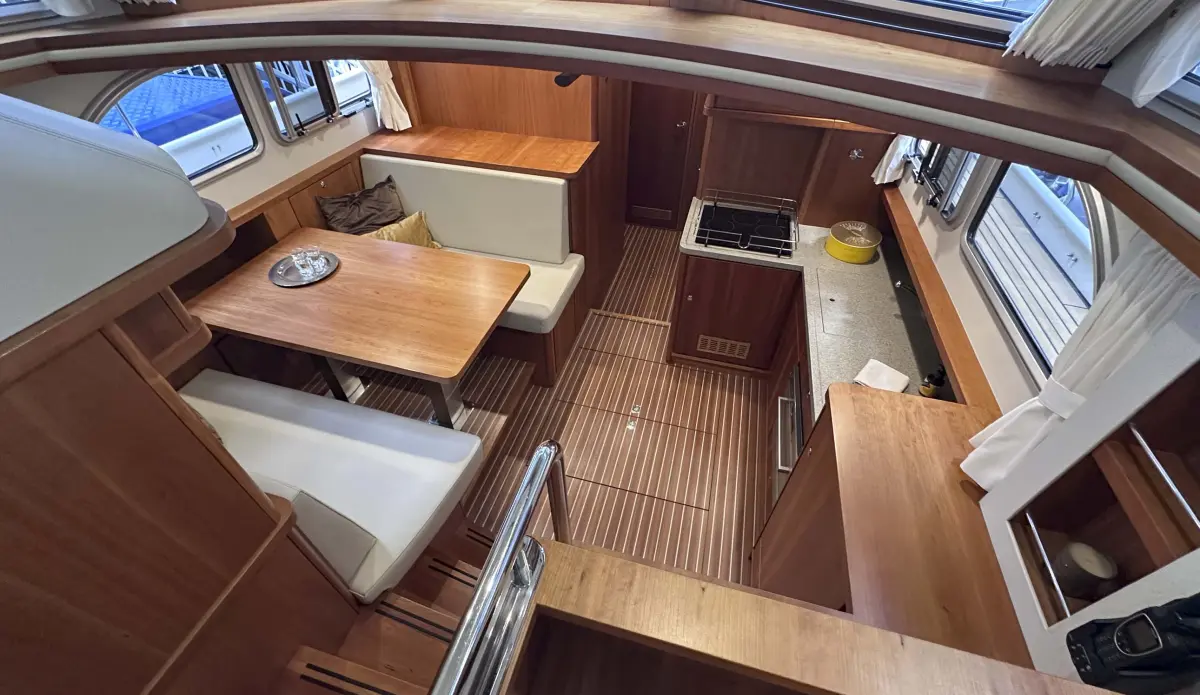 Pre owned motor yacht Linssen Grand Sturdy 470 Sedan Wheelhouse — foto 12 van 12