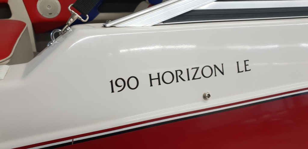 Four Winns 190LE Met 5.0 V8, trailer en waketower — foto 9 van 17