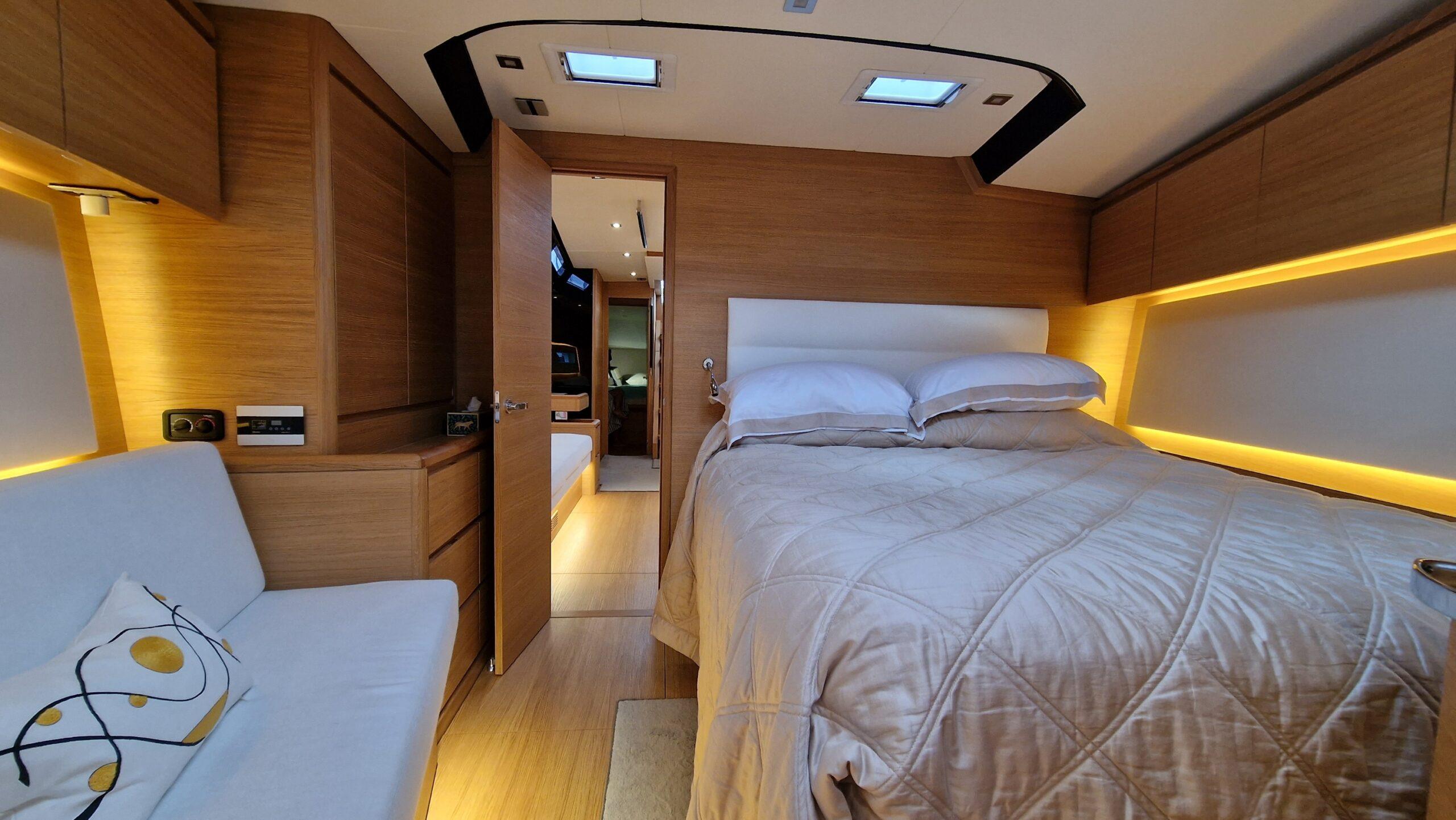 Solaris 55 — foto 4 van 4