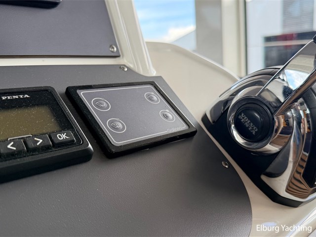 Bavaria E40 Flybridge — foto 13 van 87