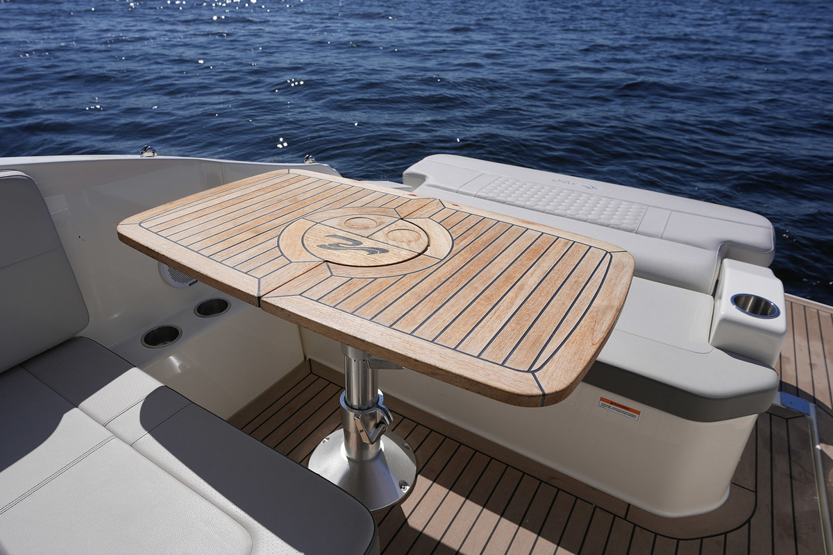 Sea Ray Sundancer 265 — foto 30 van 66