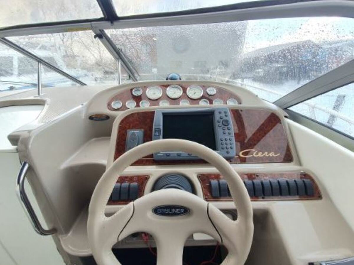 Bayliner 305 CIERA — foto 14 van 36