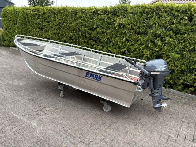 Emok B400 met kussenset ( zonder motor ) — foto 1 van 13