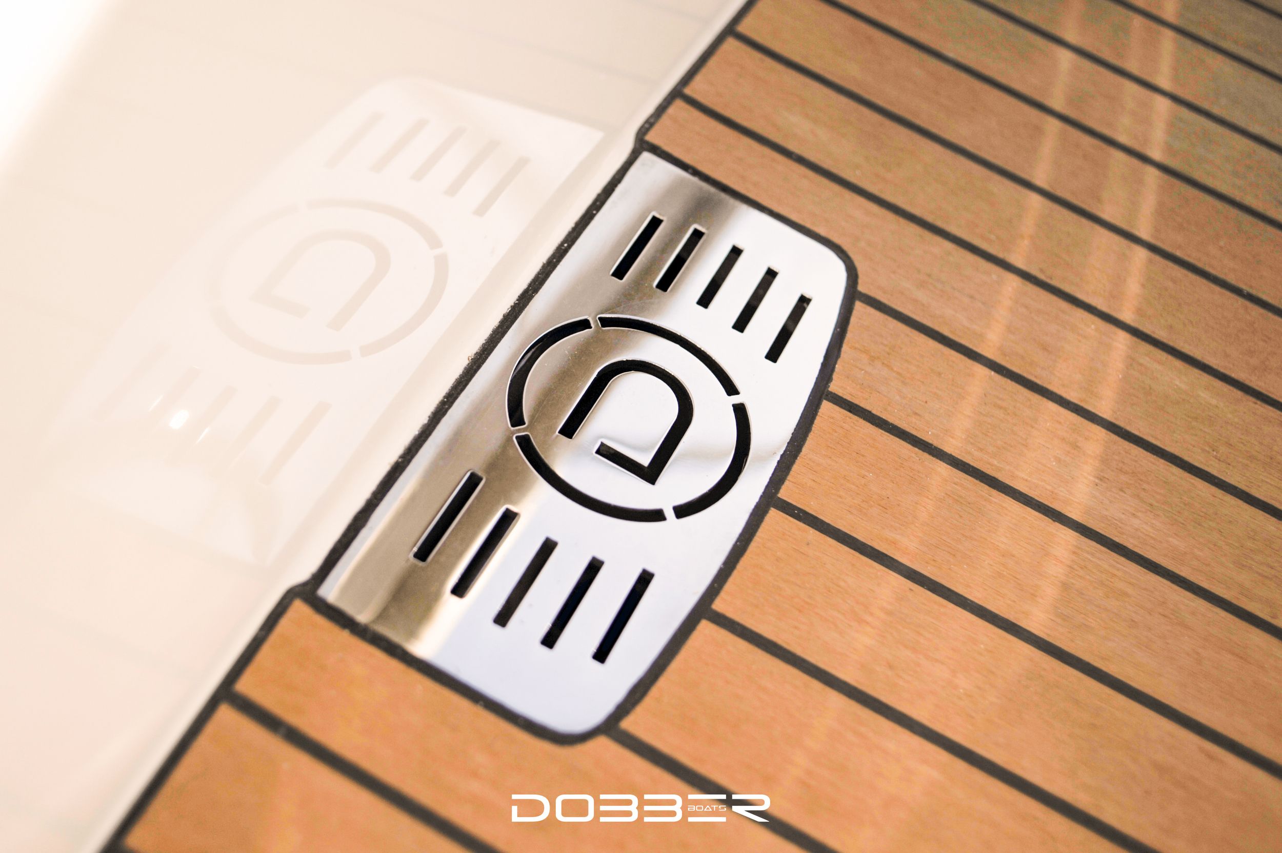 DOBBER 750 Tender — foto 5 van 12