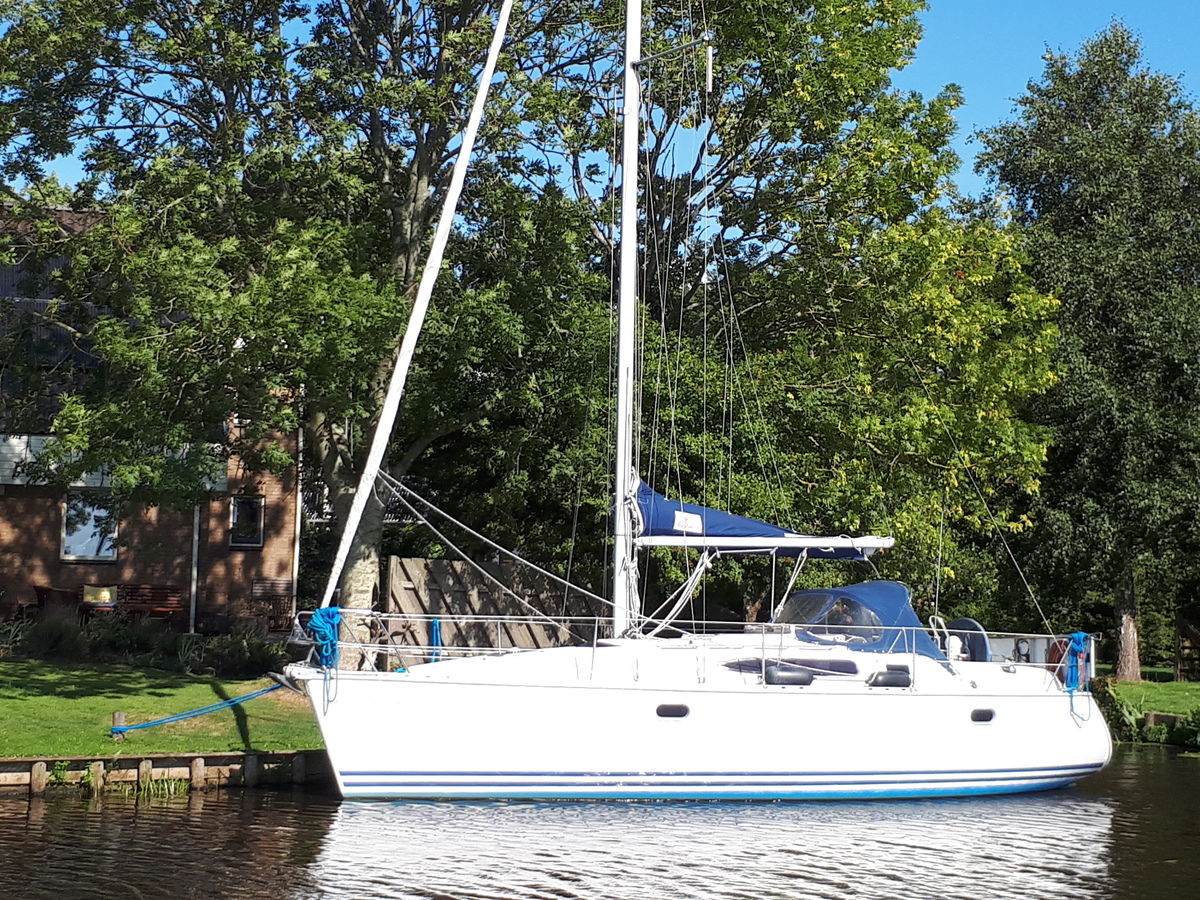 Jeanneau Sun Odyssey 32.2 — foto 3 van 12