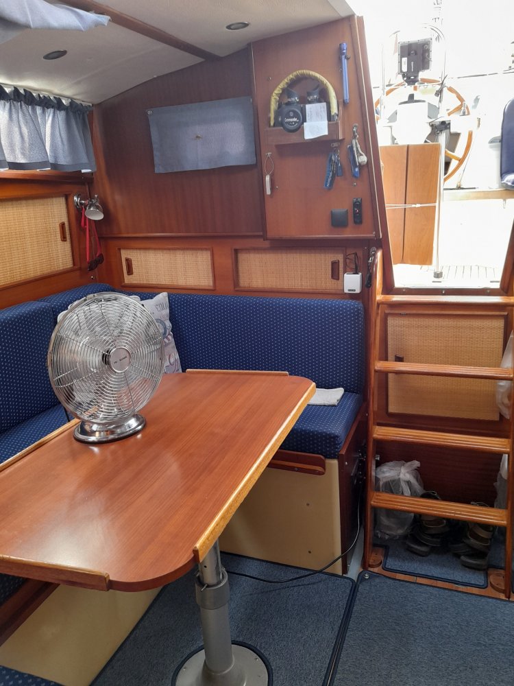Moody - Sailing Yacht - GRP (Polyester) - 1975 - Offer asked — foto 5 van 11