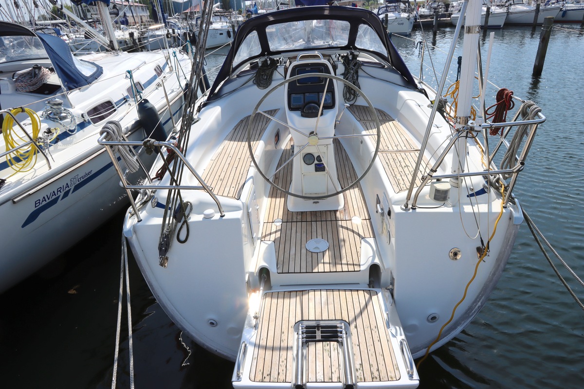 Bavaria 34 Cruiser — foto 42 van 63