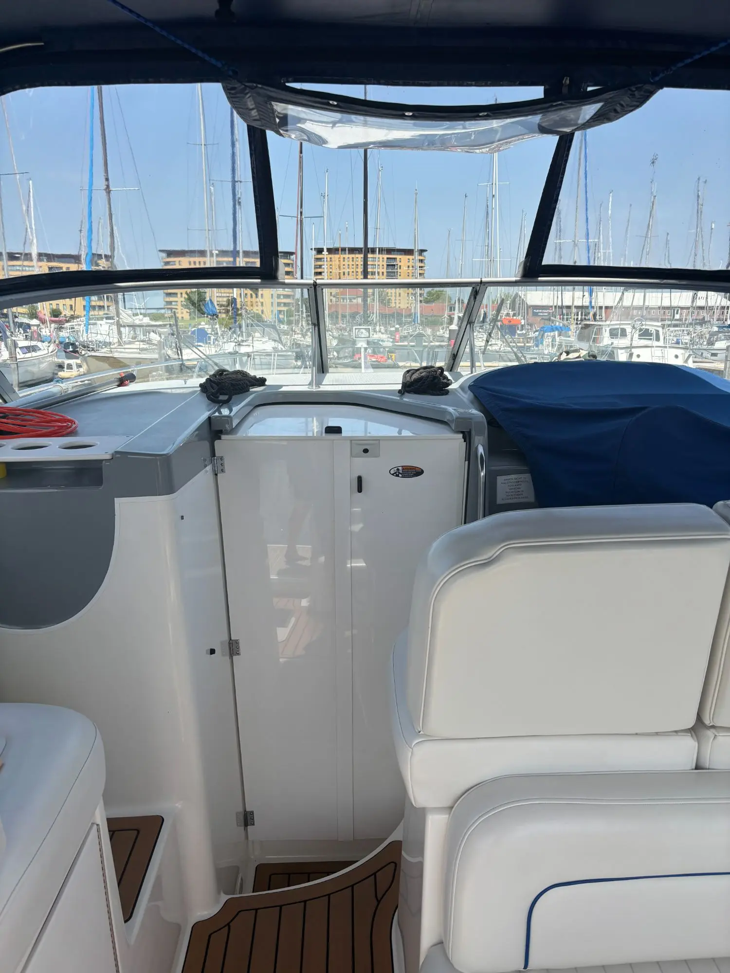 Bayliner 305 Ciera Sunbridge (2004) — foto 8 van 21