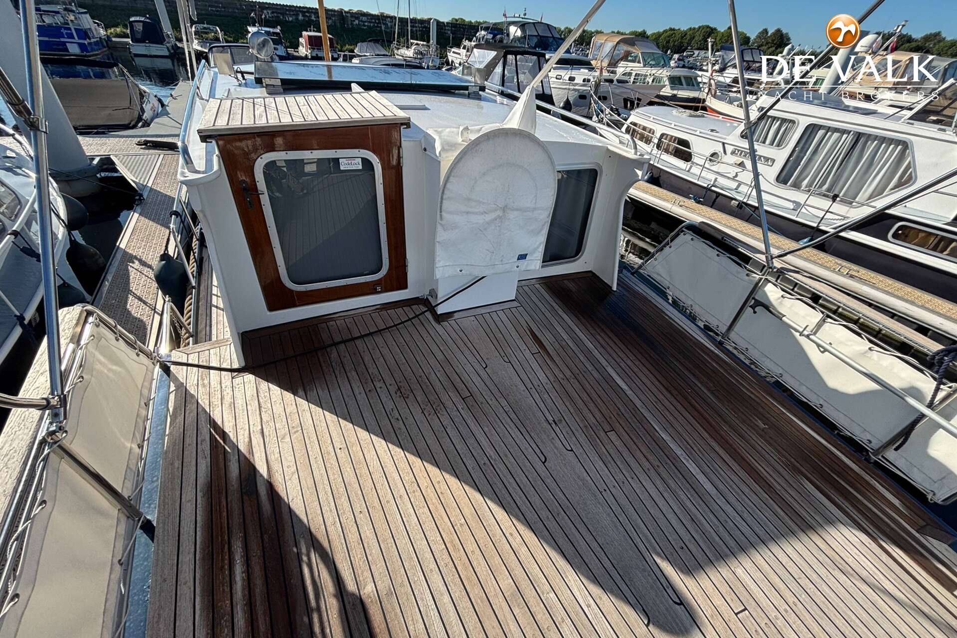 Linssen STURDY 1000 AC ROYAL — foto 14 van 24