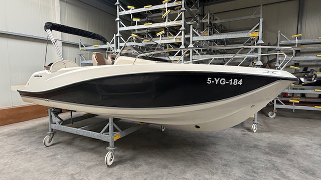Quicksilver — foto 20 van 21