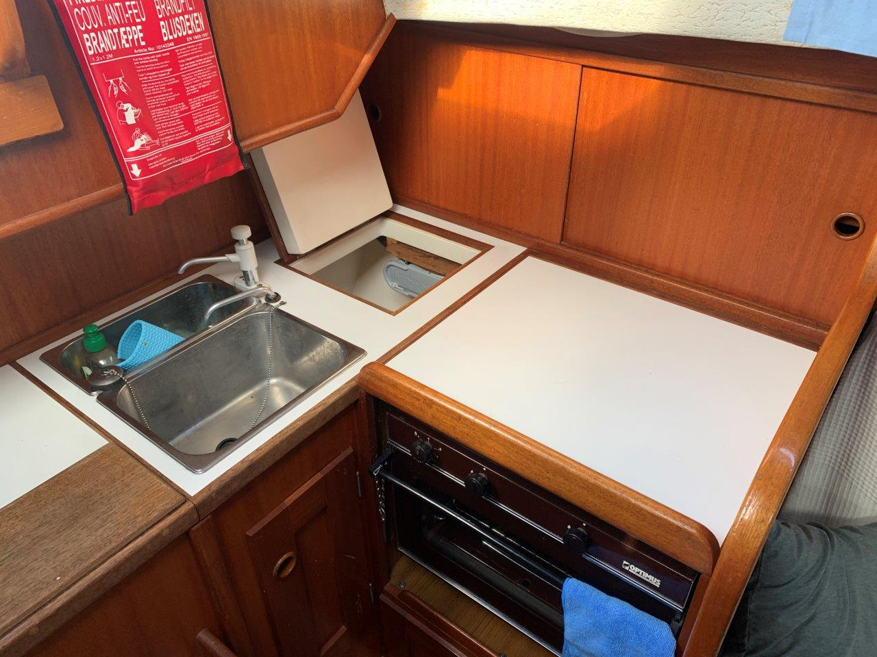 Hallberg-Rassy 29 — foto 46 van 62
