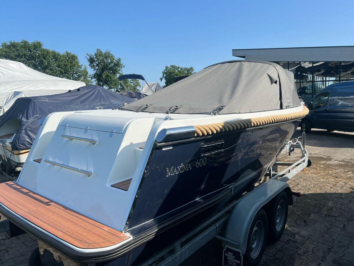 Maxima 600 Tender — foto 10 van 16