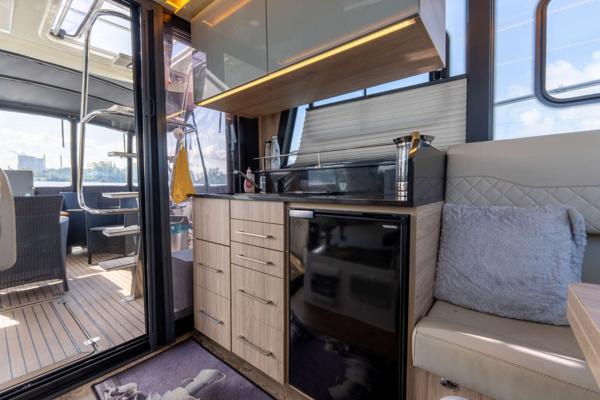 Cobra Yachts Futura 40 Grand Horizon — foto 4 van 55