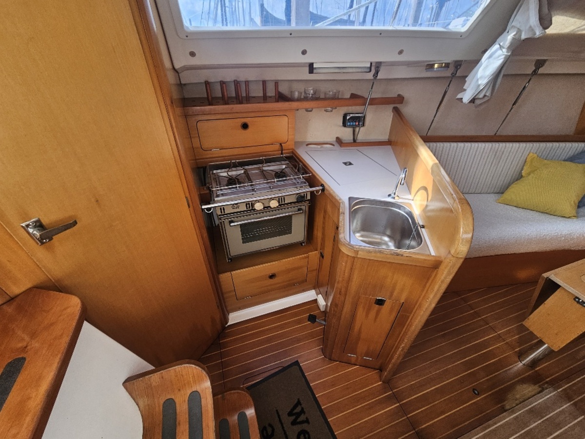Dufour 28 — foto 5 van 18