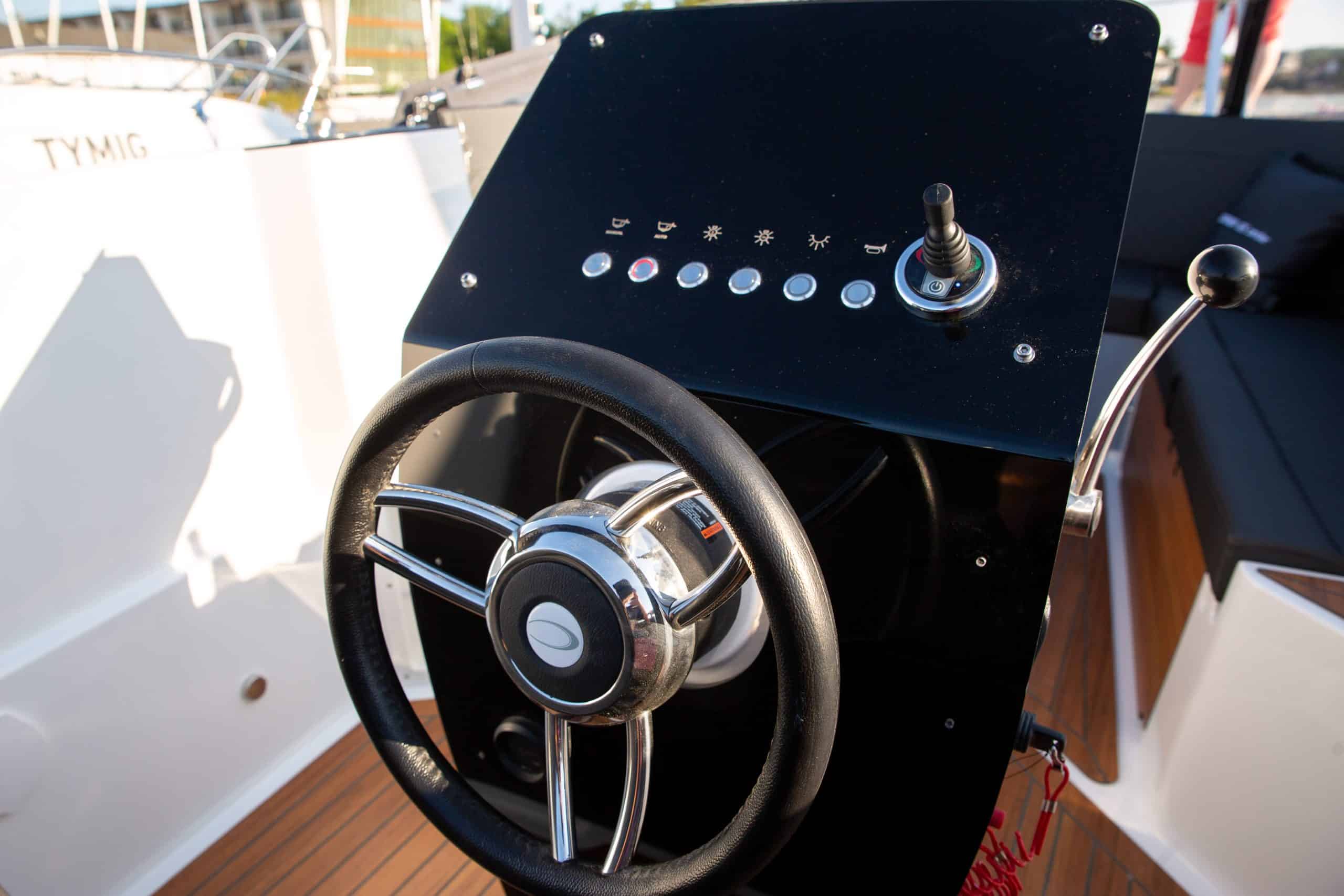 Corsiva 625 Tender — foto 10 van 14