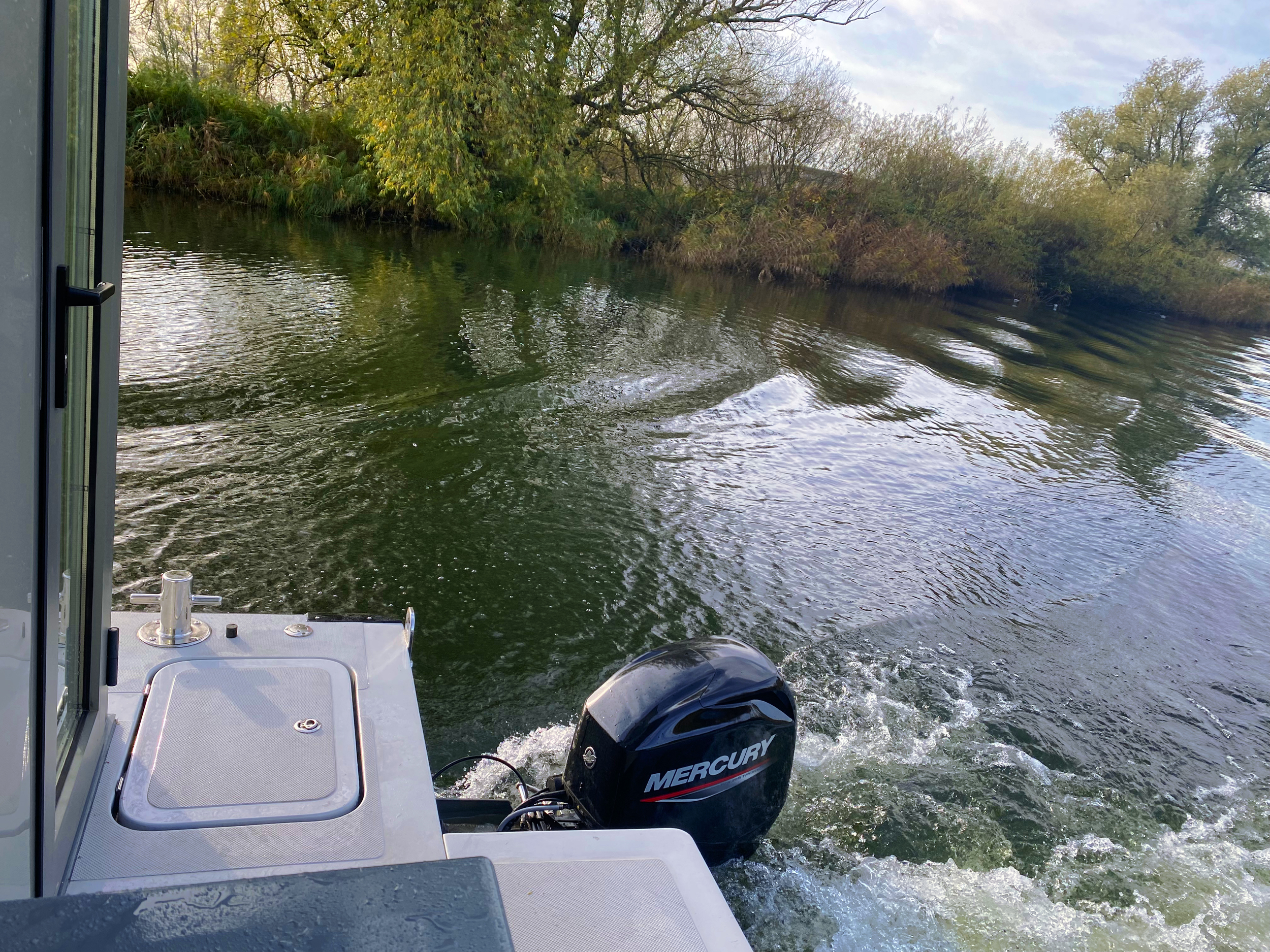 AquaHome Comfort Houseboat — foto 16 van 18