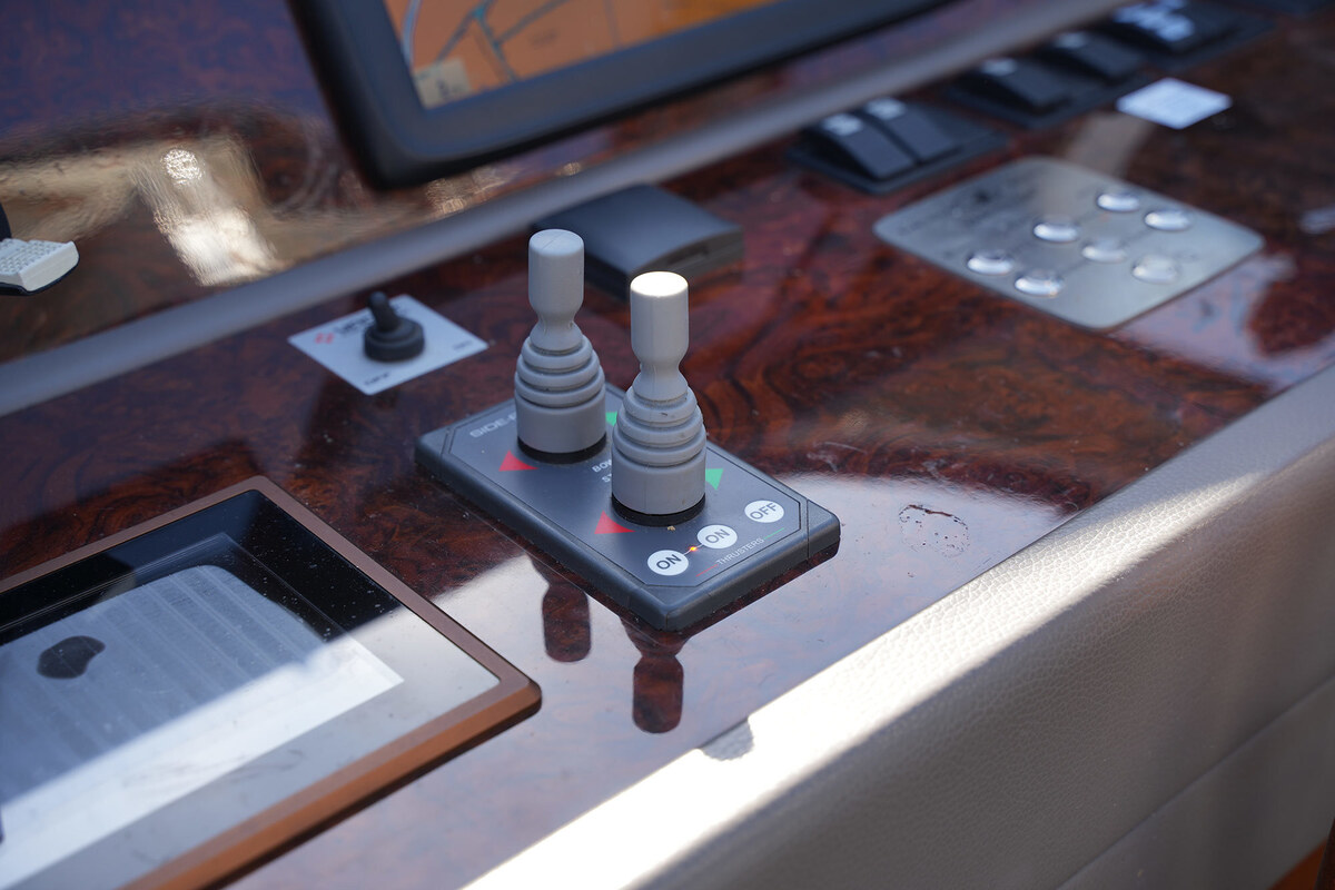 Linssen Grand Sturdy 410 AC Variotop met stabilisator — foto 20 van 79
