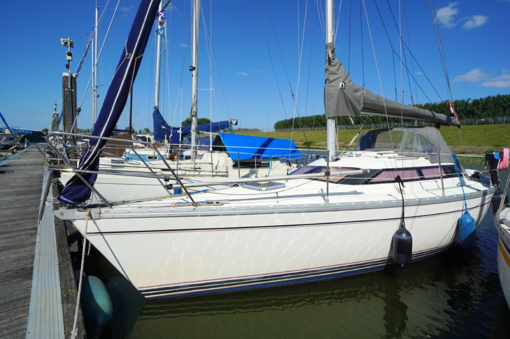 Jeanneau Sun Dream 28 — foto 2 van 23
