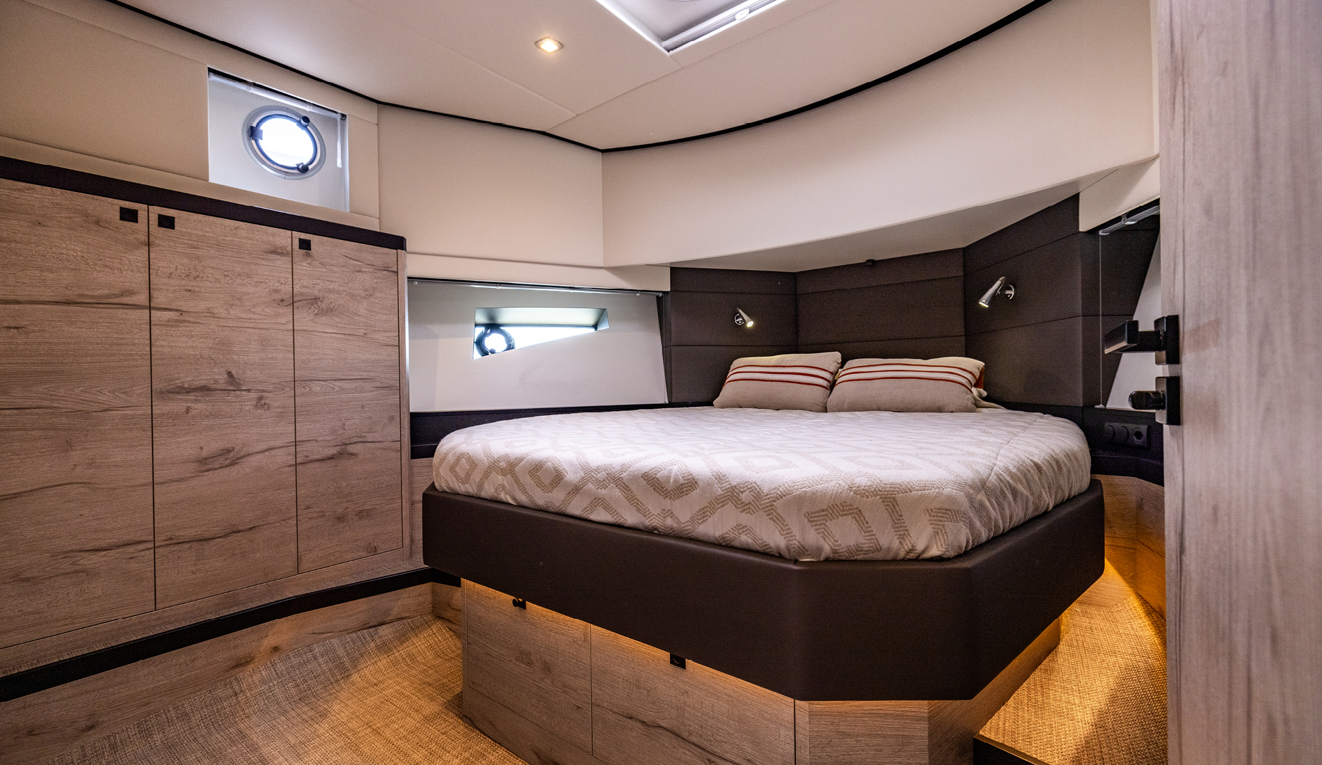Boarncruiser 1280 Elegance — foto 32 van 34