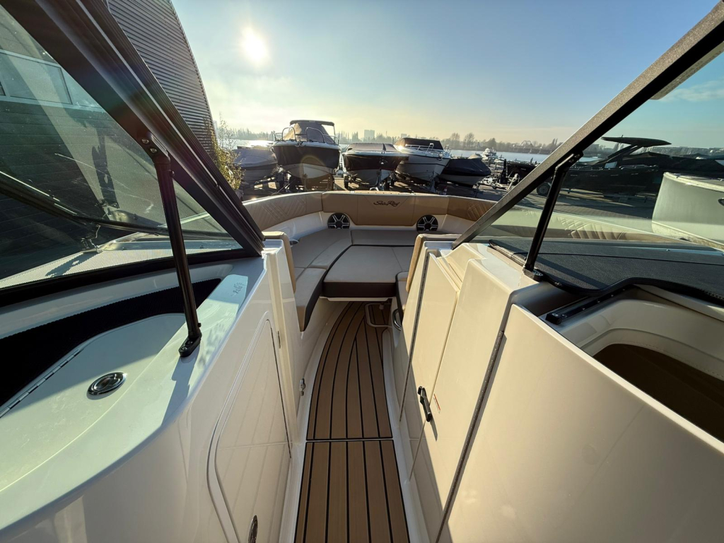 Sea Ray SDX 230 — foto 14 van 22