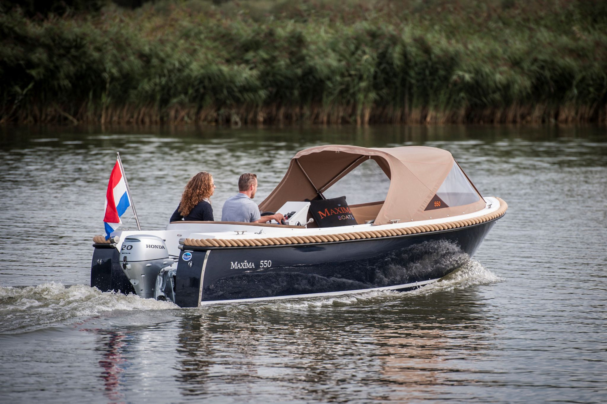 Maxima Boats 550 — foto 2 van 11