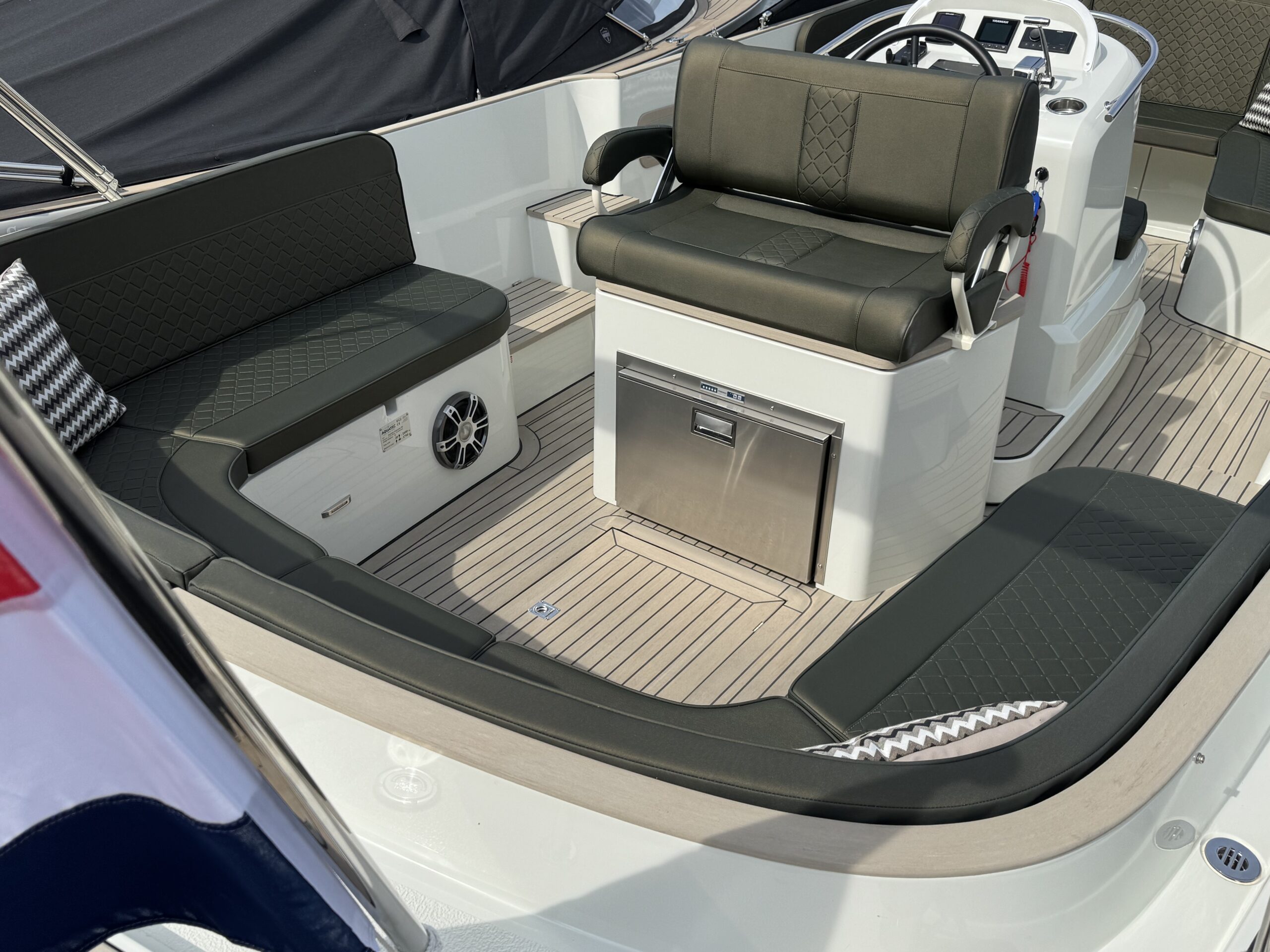 Antaris Seventy7 Sport (luxe uitvoering) — foto 35 van 44