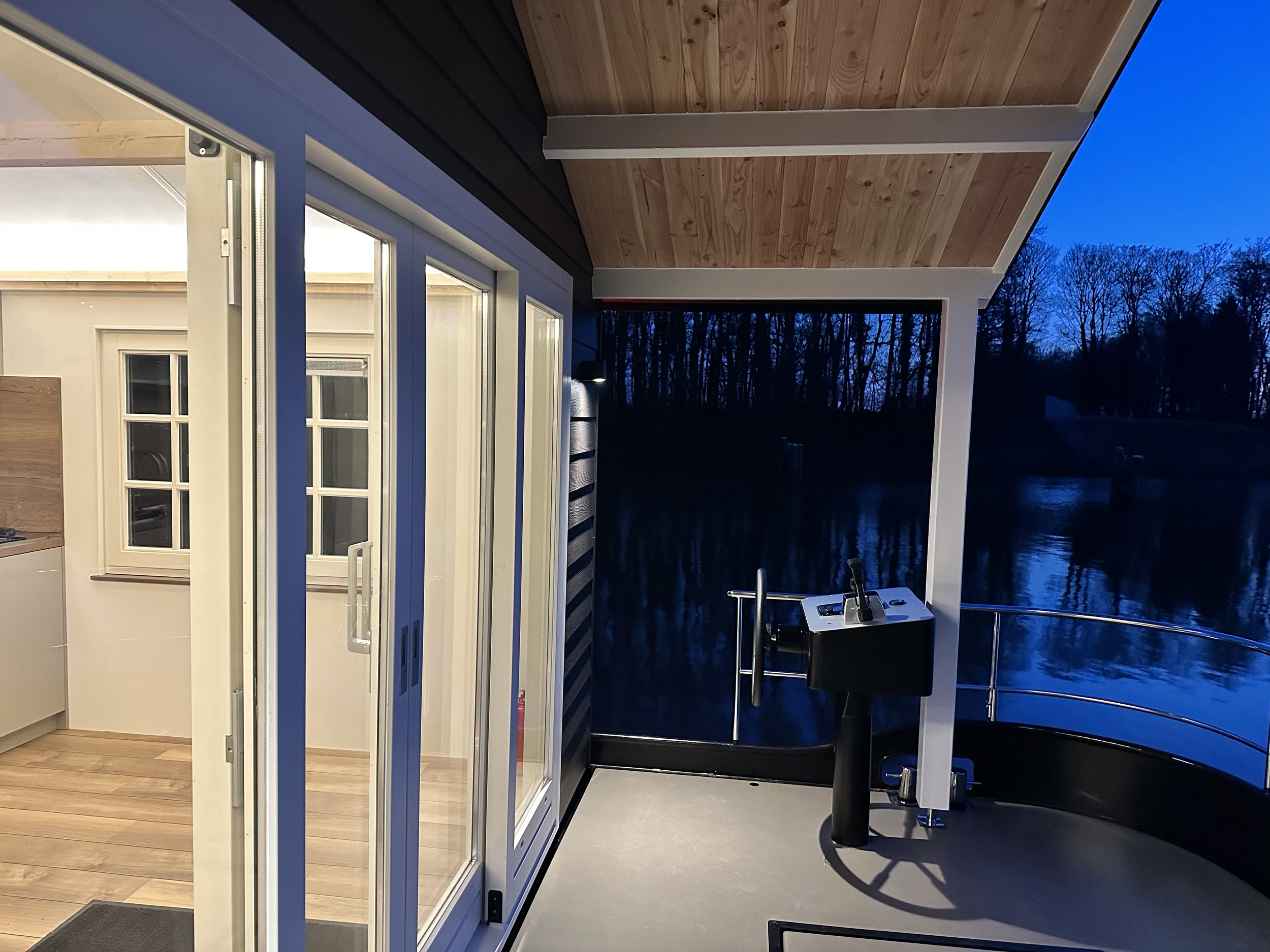 HOMESHIP VaarChalet 1250D Luxe — foto 7 van 15