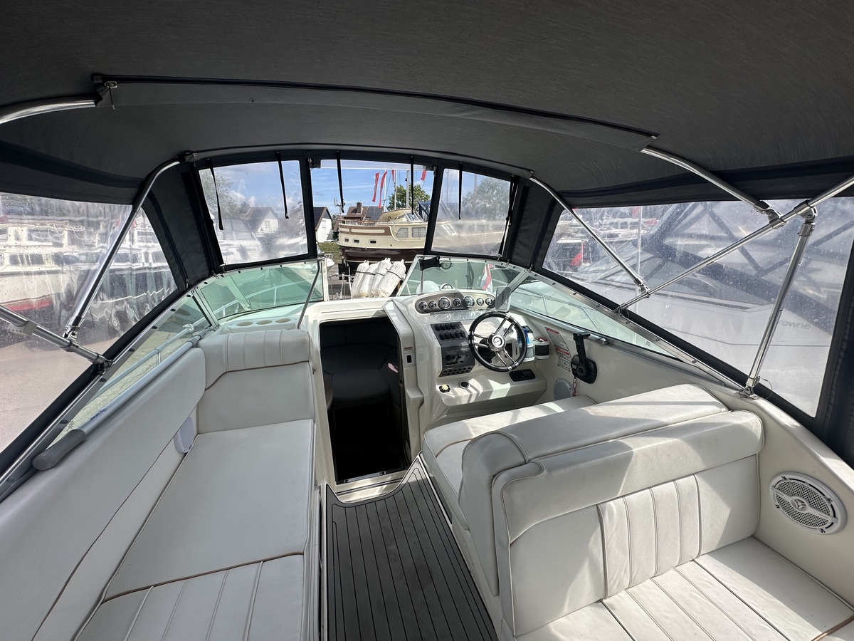 Sea Ray 250 Sundancer — foto 3 van 19