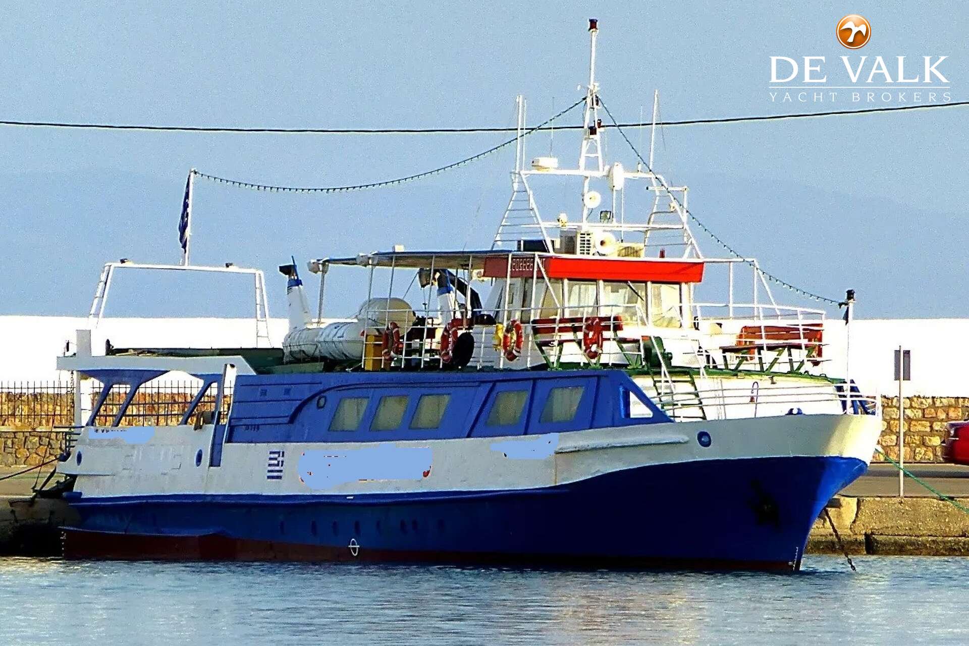Day Passengers Ship Alexander Green 80 — foto 4 van 9