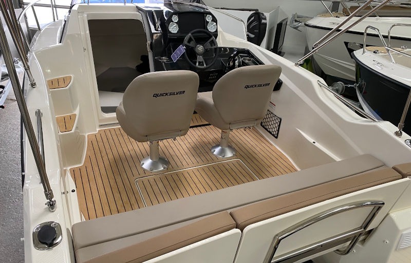 Quicksilver 555 Cabin — foto 13 van 37