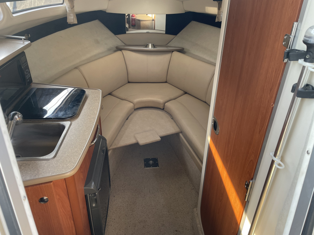 BAYLINER 245 SB — foto 8 van 12