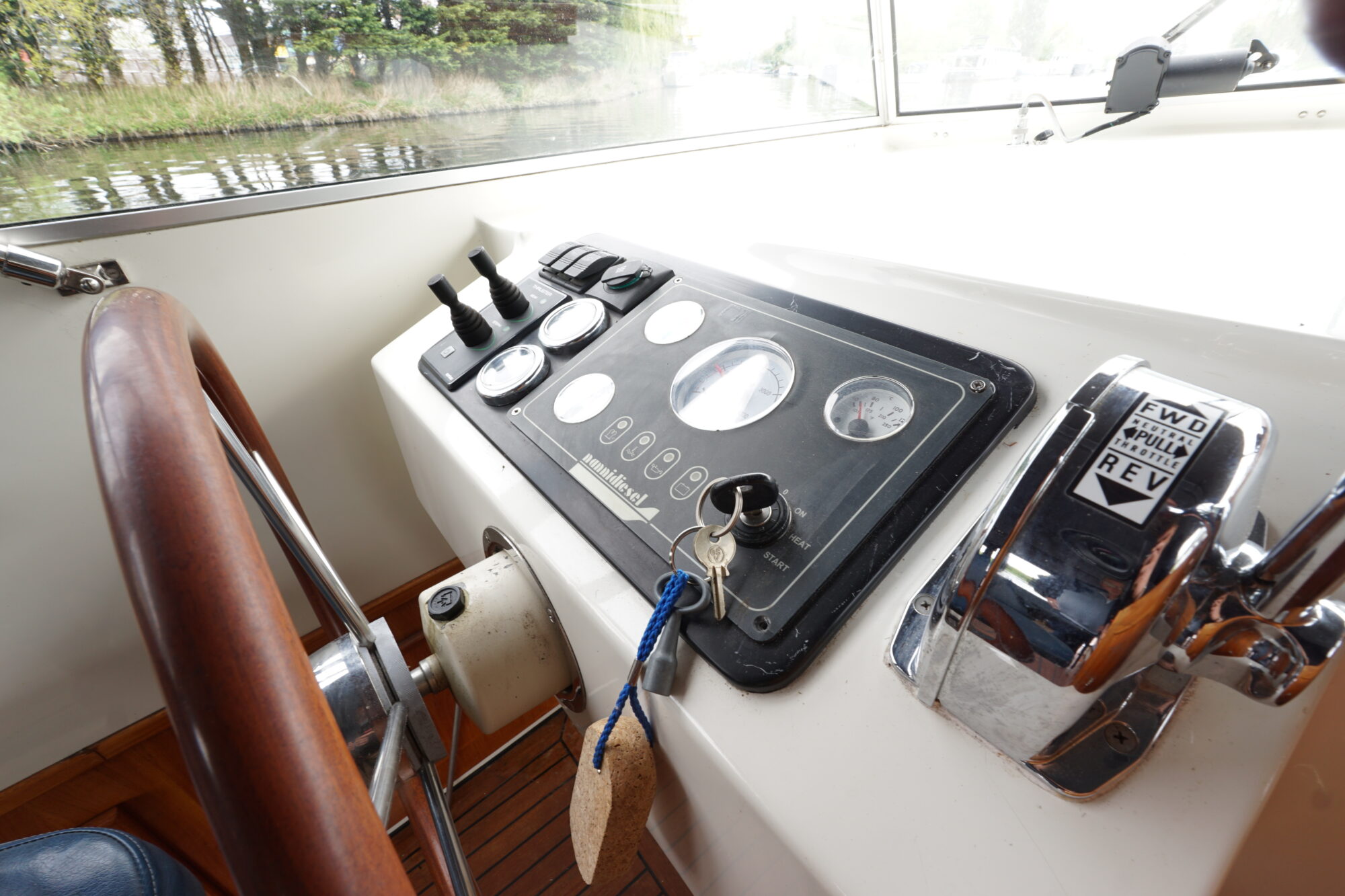 Vedette 8.80 OK Spiegeldeur — foto 13 van 46