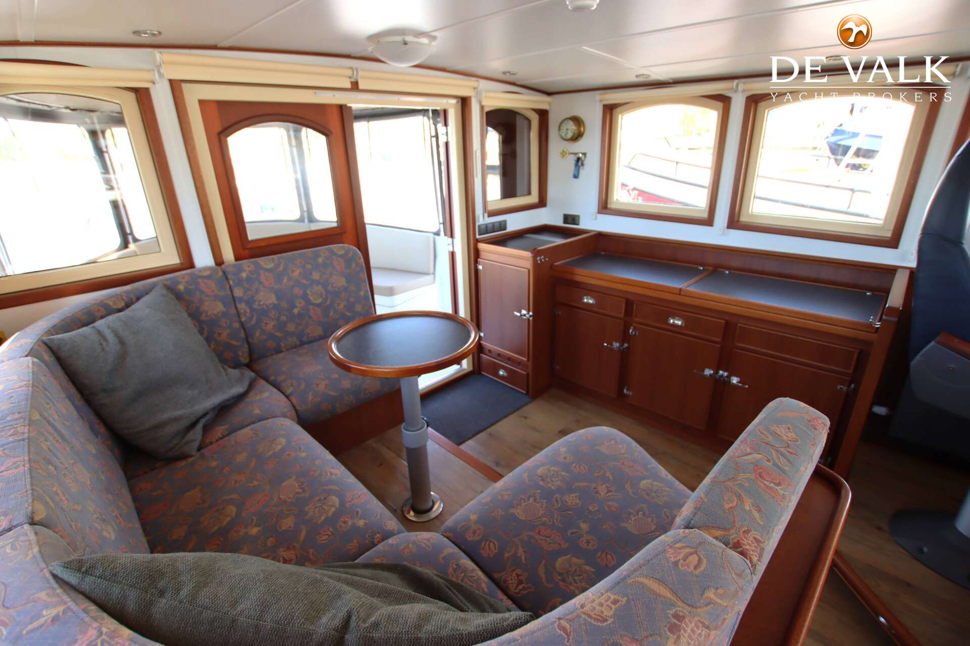 Luxe motor 22 m — foto 14 van 37