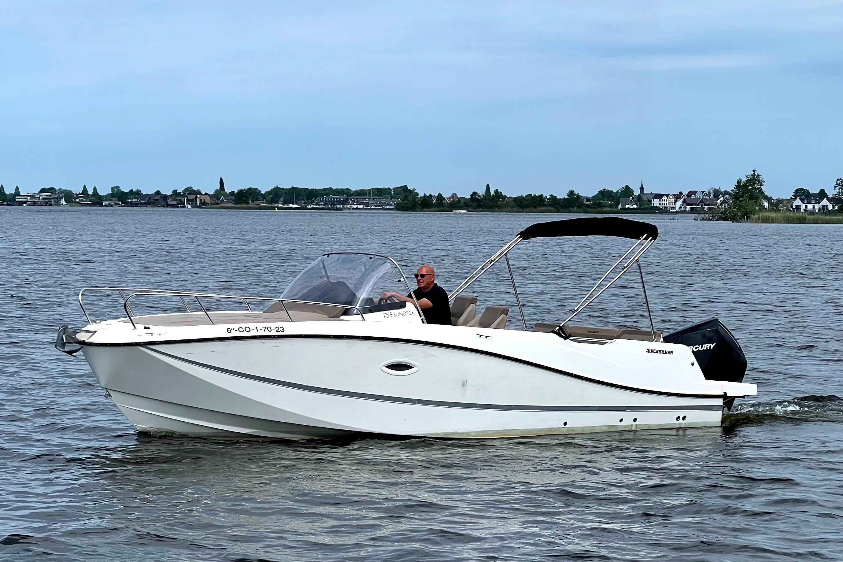 Quicksilver Activ 755 Sundeck — foto 7 van 17