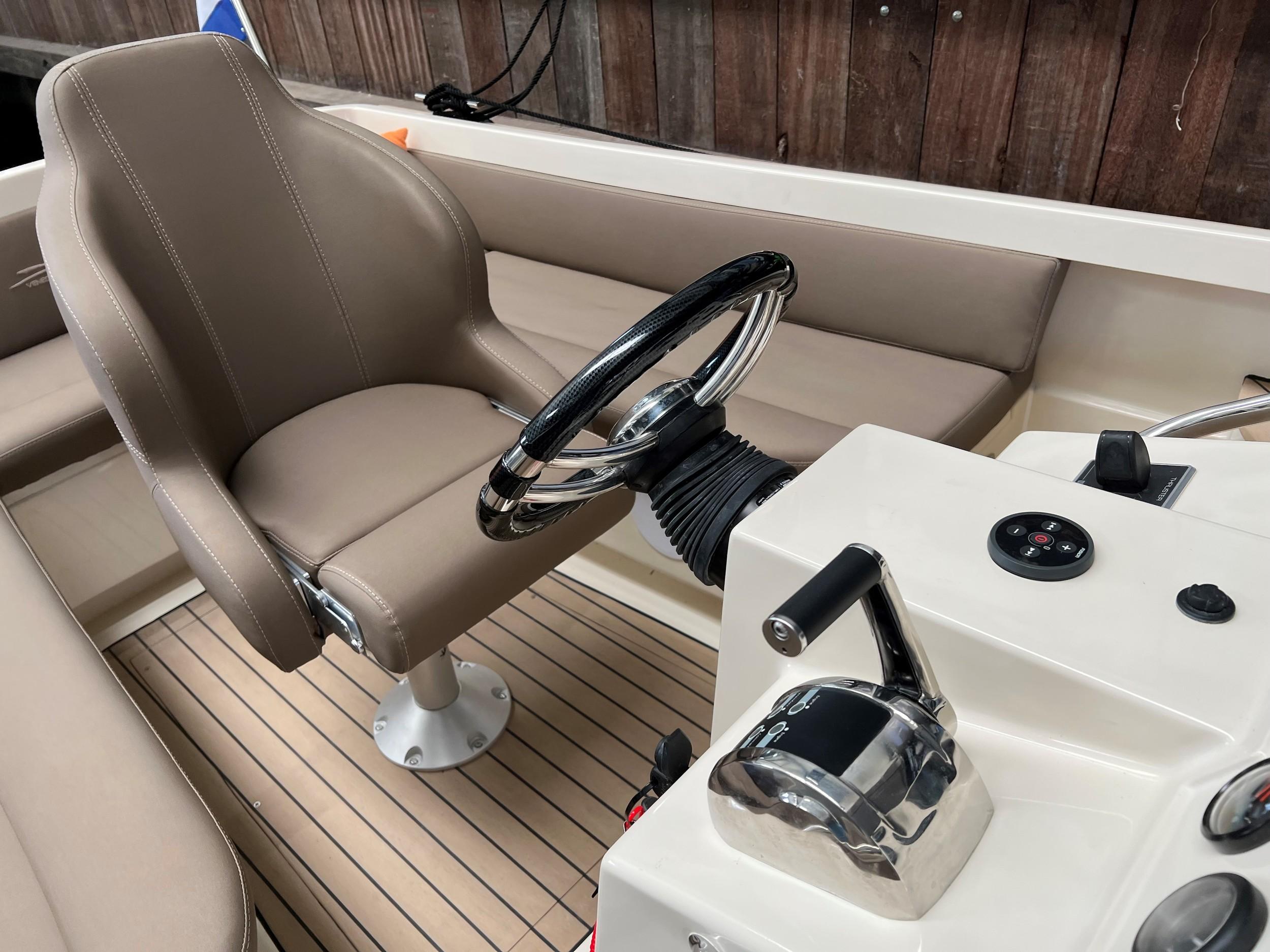 Venegy V30 Classic Cabin — foto 17 van 25