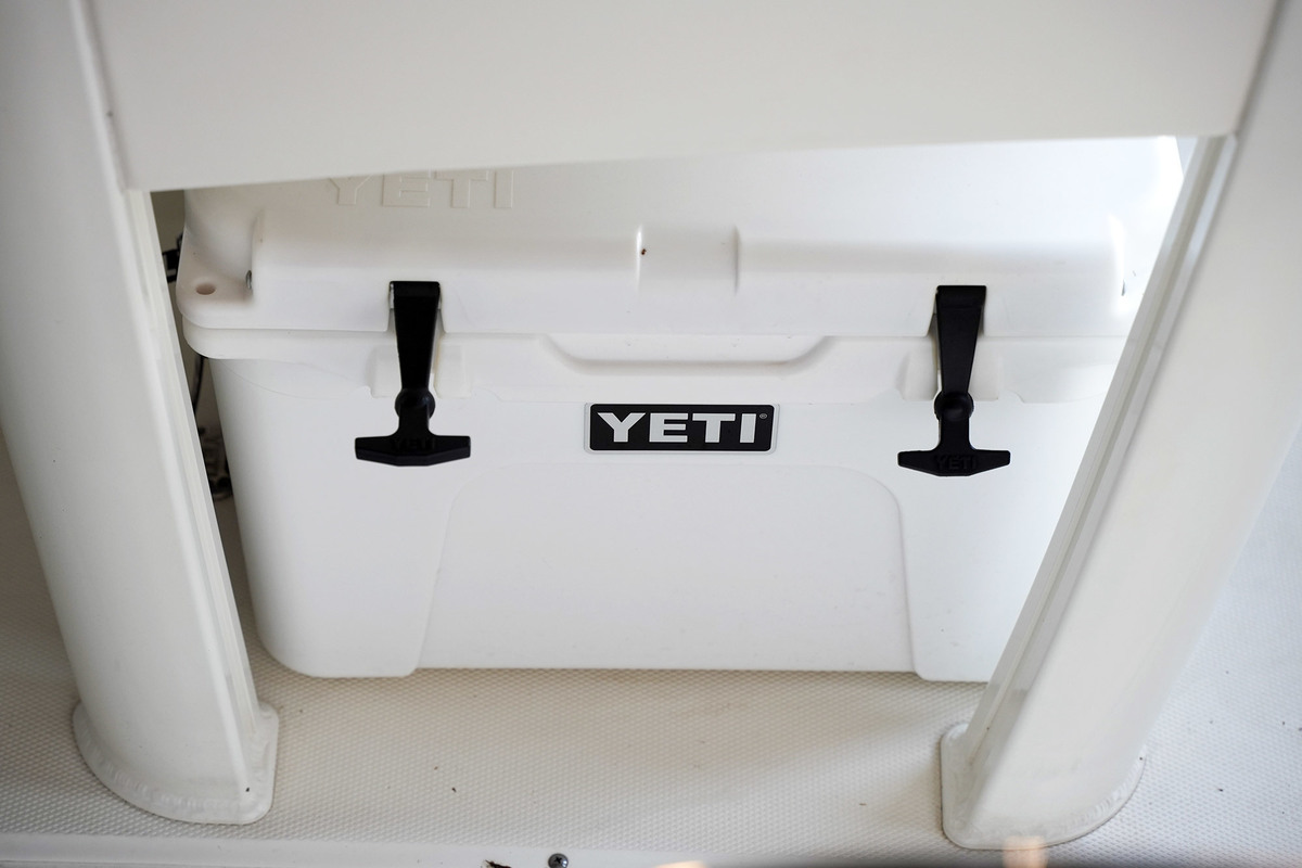 Boston Whaler 270 Dauntless — foto 21 van 37