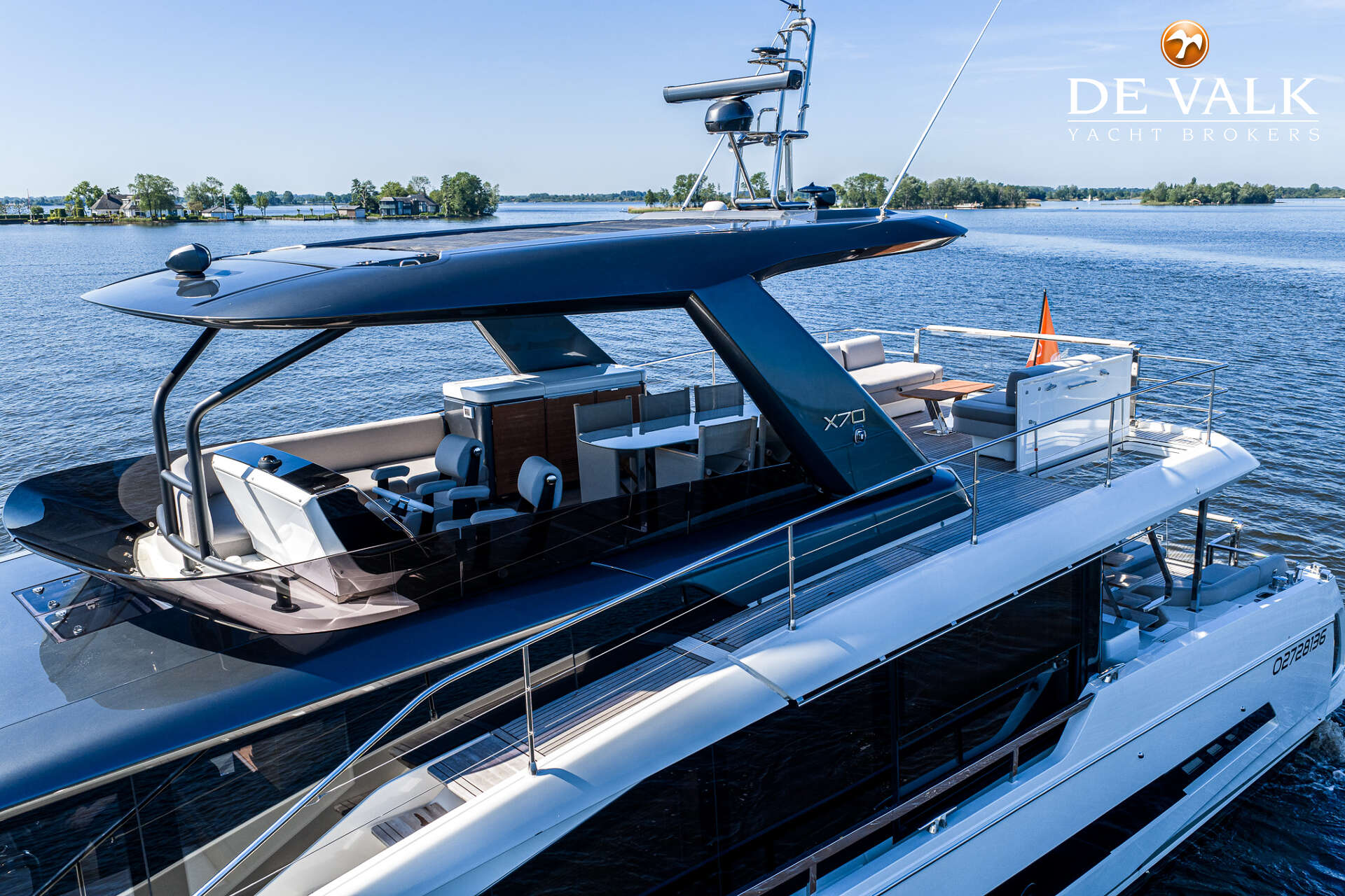 Prestige X70 — foto 8 van 44