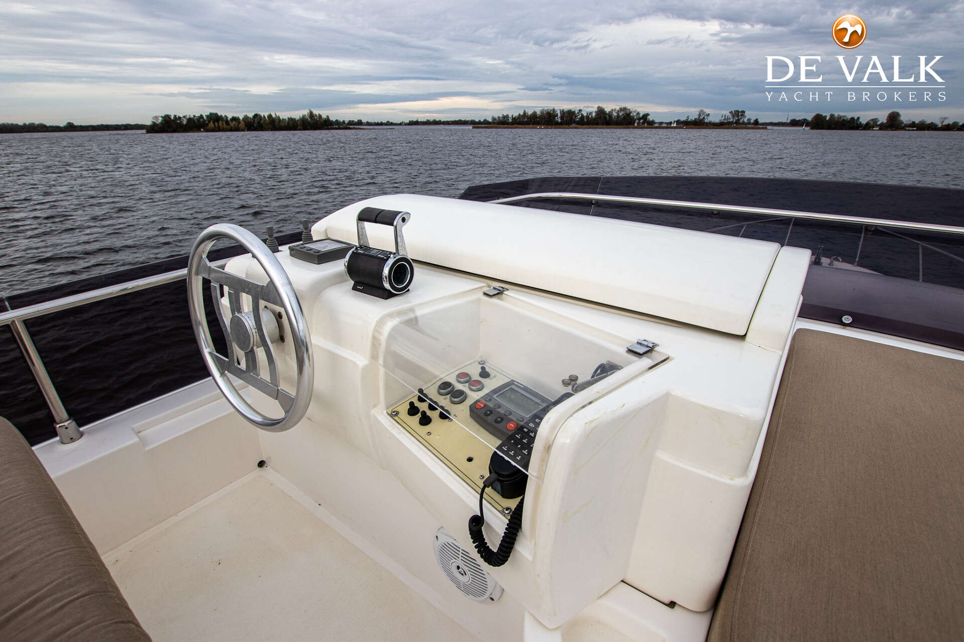Ferretti 550 — foto 12 van 43